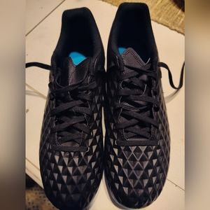 Nike Tiempo cleats. Excellent condition. 7.5